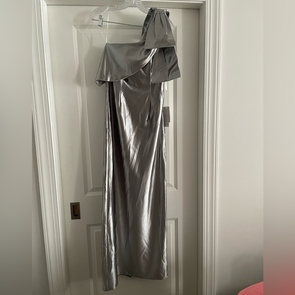 Elegant Silver One-Shoulder Dress